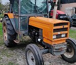 Traktor renault R 85