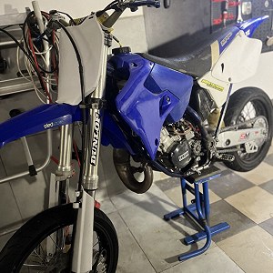 Yamaha YZ 125