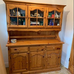 Kitchen dresser