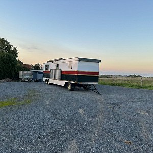 Trailer home