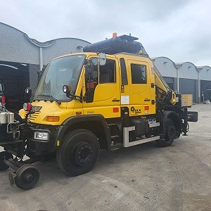 Mercedes Unimog