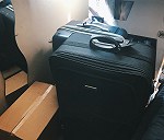 2 duże walizki,telewizor 32",2 pudełka