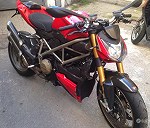 Ducati streetfighter