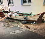 altes fischerholzboot zu dekozwecken