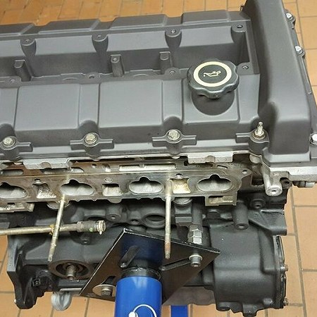 Benzinmotor / Petrol engine + 20 kg Autoteile