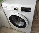 Cama matrimonio (base tapizada, colchón y cabezal) x 1, Washing machine x 1