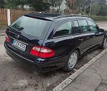 Mercedes-Benz E-Class x 1, BMW 7 Series x 1