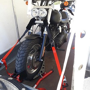 Transport motorcycles & scooters